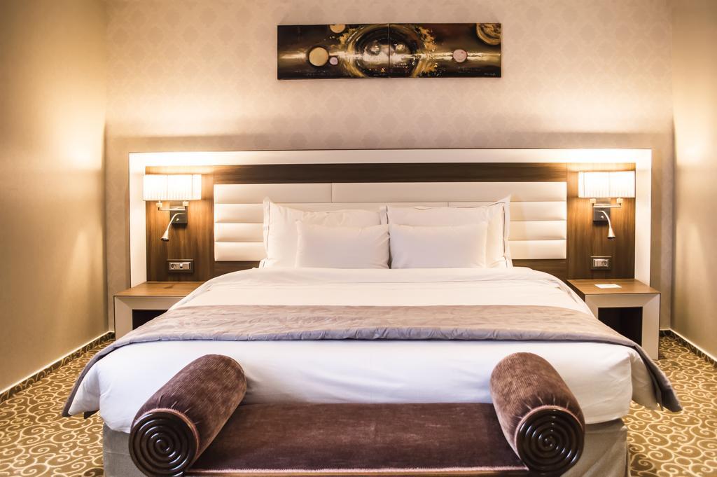 Premier Palace Spa Hotel Bucureşti Eksteriør bilde Deluxe Room